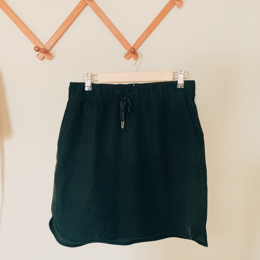 Lululemon on the fly skirt
